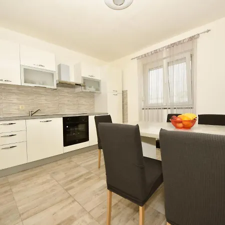 Ferienhaus Dalmatina By Interhome