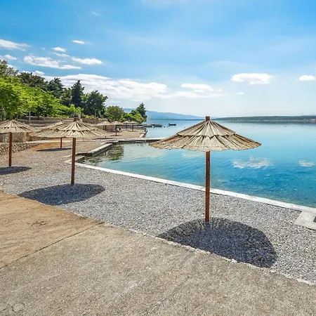 Dalmatina By Interhome Maslenica